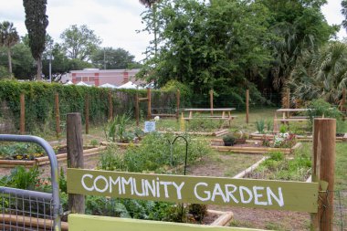 High Springs Florida Community garden clipart
