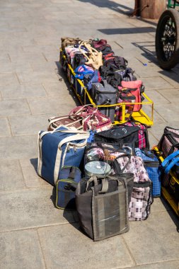 Mumbai 'ye Dabbawala yemek teslimatı