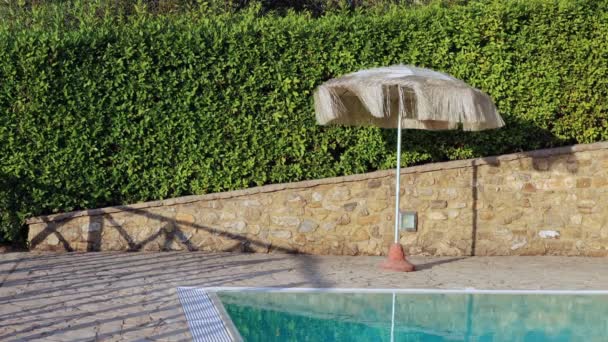 Estate toscana in villa con piscina — Video Stock