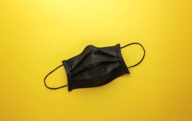 Siyah cerrahi maske, gribe karşı koruma