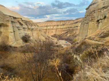 Türkiye 'nin Kapadokya kentindeki Güvercin Vadisi