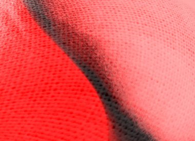 Yumuşak taneli dokusu olan canlı kırmızı bir arkaplan. Tasarım afişler, posterler, manşetler ve kapaklar için mükemmel..