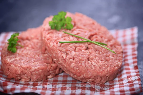 Red Burger Meat Closeup Black Background — Foto de Stock