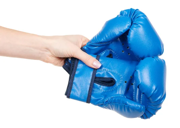 Main Avec Gants Boxe Bleus Isolés Sur Blanc — Photo