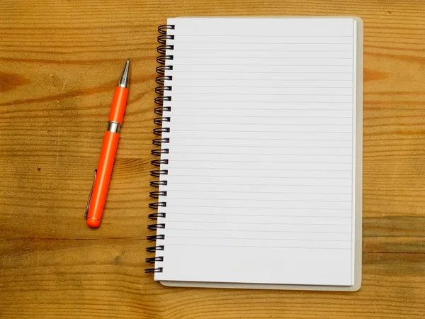 Notatnik i długopis — Zdjęcie stockowe