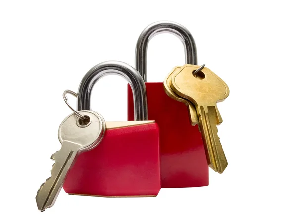 Två röda hänglås med nycklar — Stockfoto