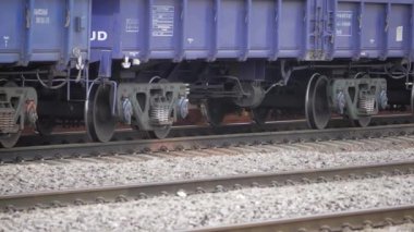 Çelik 'in İçinden Bir Yolculuk Demiryollarının Kalbine