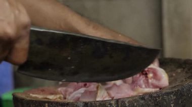 Hint Tavuk Kesme Sanatı Ustası Adım Adım Kılavuzu