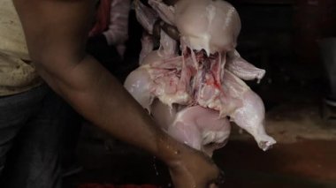 Uzman Hazırlama Tavuğu - Adım adım Kesme Kılavuzu