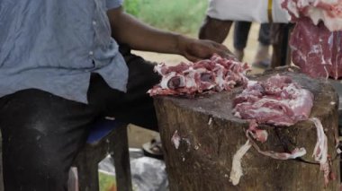 Usta Et Hazırlama - Bir Kasap Yetenekli Dilimleme