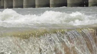 Dalgaların Sakinliğini Düşünmek - Okyanusun Huzuruna Görsel Bir Yolculuk