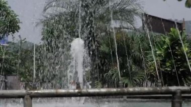 Huzurlu Şelale Sulaması Huzurlu Vaha