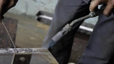 Radyatör Tamir Sanatı Ustası - Adım adım Kılavuz