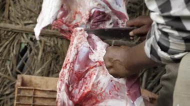 Usta Et Kesme - Hassasiyet ve Yeteneğin Gösterisi