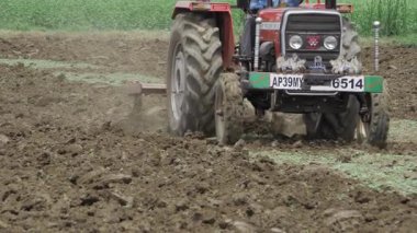 Optimize Traktör İş Başında - Tarımsal Verimliliği Artırma