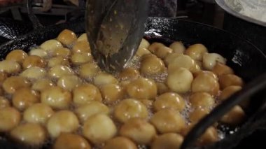 Kremalı Lezzetli Otantik Hint Sokak Yemekleri