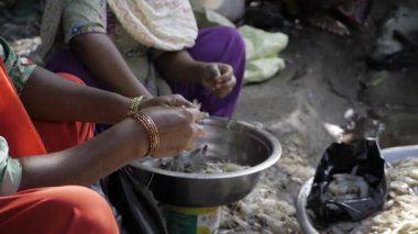 Mutfak Sanatı Sanatının Açılışı Zevkler Dünyası 'na Yolculuk