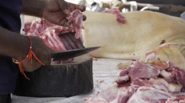 Keskin Bıçakla Etkili Et Kesme Uzmanı Teknikleri