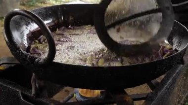 Cızırdayan Kızartma Hint Mutfağında Mutfak Yolculuğu