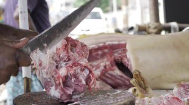 Domuz Kesme Sokakta Taze Hazırlanmış Et