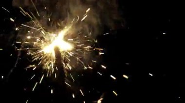 Süpürücü ihtişam Büyüleyici Ateş Dansı