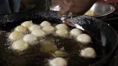 Büyüleyici Hint Sokak Yemekleri Kasede fokurduyor