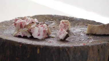 Baharatlı Dilimler Mutfak Uzmanlarının Çatal bıçak arayışı