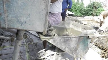 İlerleme Çimento Karıştırma - İnşaat Alanı Eylemi