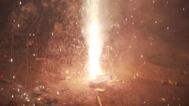 Göz kamaştırıcı Diwali Havai fişekleri Işık ve Renk Göstergesi