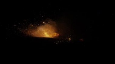 Karanlıkta Parlak Gece Havai fişekleri