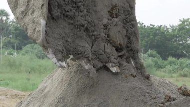 Kesinlik Kazma - Yakın plan JCB Crane 'e İş Başında Bakış