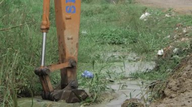 Güçlü JCB Crane iş başında - Eşsiz Kazma Yeteneği