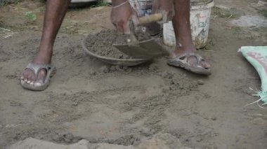 Verimlilikle Kazmak - Beton Kasesinde Uzman Çalışmak