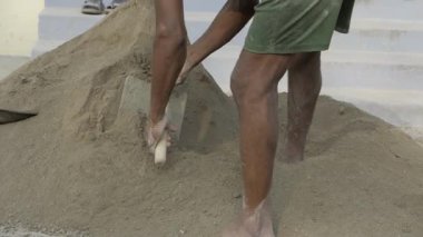 Derin Kazma - El emeği ve İnşaat Alanı