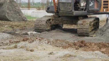 Verimli Kazma - JCB Crane İş Başında