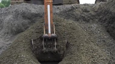 Büyüleyici Turna Eylemi - Dinamik Kazma Anı