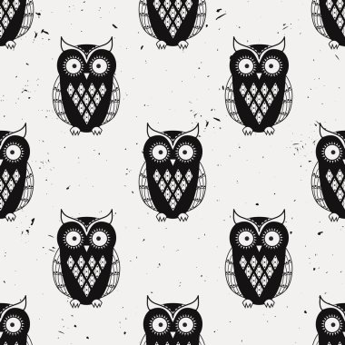 Vector grunge monochrome seamless pattern with cute owls