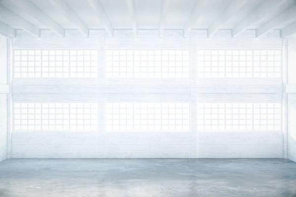Leere Hangar-Innenräume mit Tageslicht. 3D-Darstellung — Stockfoto