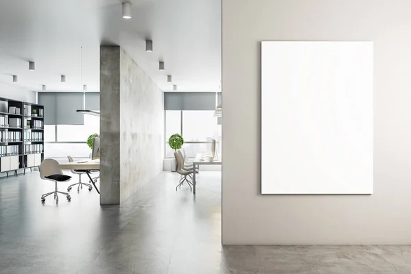 壁にコンピュータと空白の垂直バナーを持つ職場のインテリア 職場と会社のコンセプト モックアップ 3Dレンダリング — ストック写真