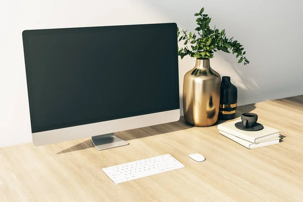 Pantalla Computadora Negra Blanco Sobre Mesa Madera Con Jarrón Dorado —  Fotos de Stock