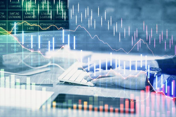 Affärsman Som Arbetar Kontor Och Lågkonjunktur Aktie Diagram Gränssnitt Handels — Stockfoto