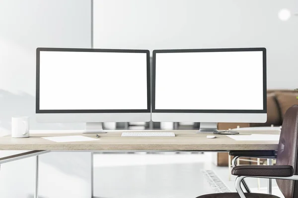 Blank White Computer Monitors Light Wooden Table Keyboard Brown Leather — Stock Photo, Image