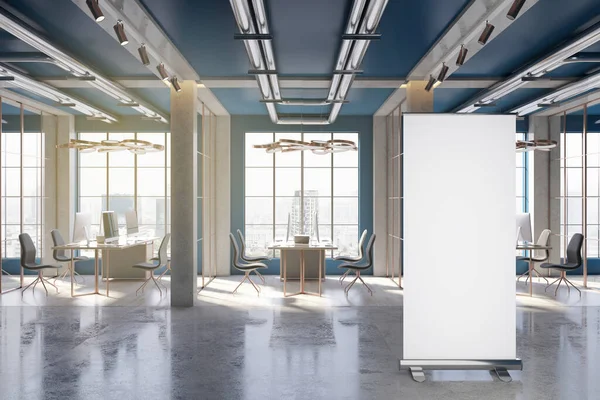 Modernes Coworking Büro Aus Blauem Beton Mit Leeren Attrappen Fenster — Stockfoto