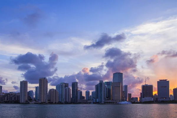 Skyline de Miami por la noche — Foto de Stock