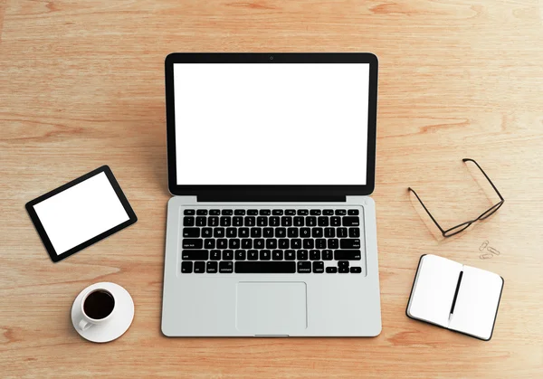 Laptop, tabletta, kávéscsésze és napló — Stock Fotó