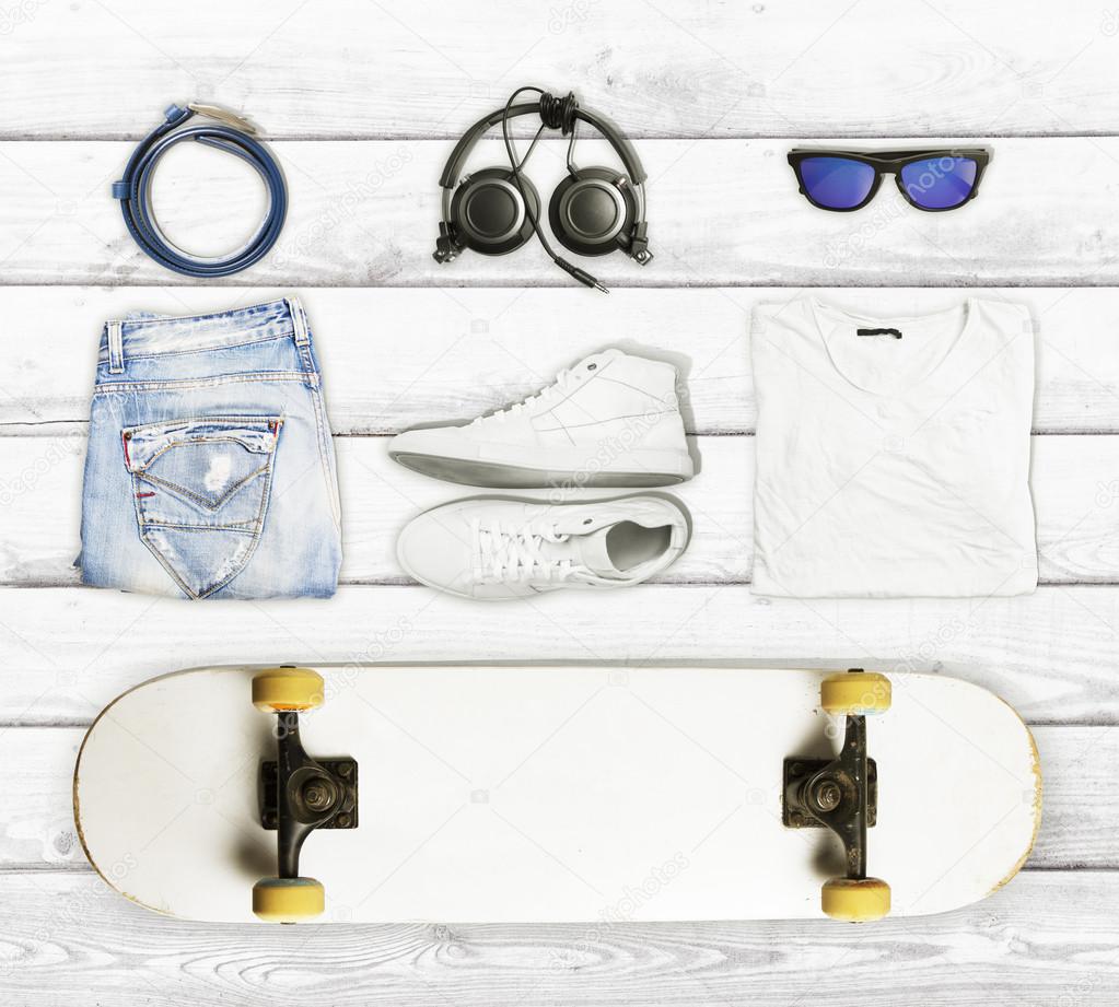 Skateboard, wear and accessories