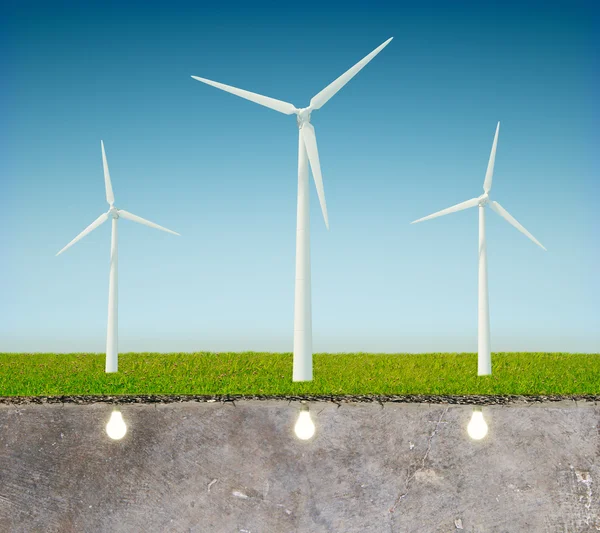 風車と青い空、電球とグリー エネルギー概念 — ストック写真