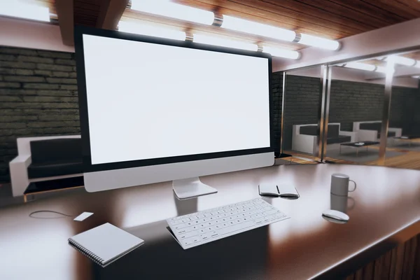 Blank computer desktop with coffee mug, diary and other accesori — Stock Photo, Image