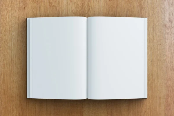 Páginas em branco de diário na mesa de madeira, zombar — Fotografia de Stock