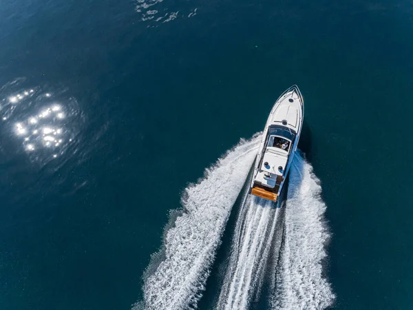Motorboot Navigatie Vanuit Lucht — Stockfoto